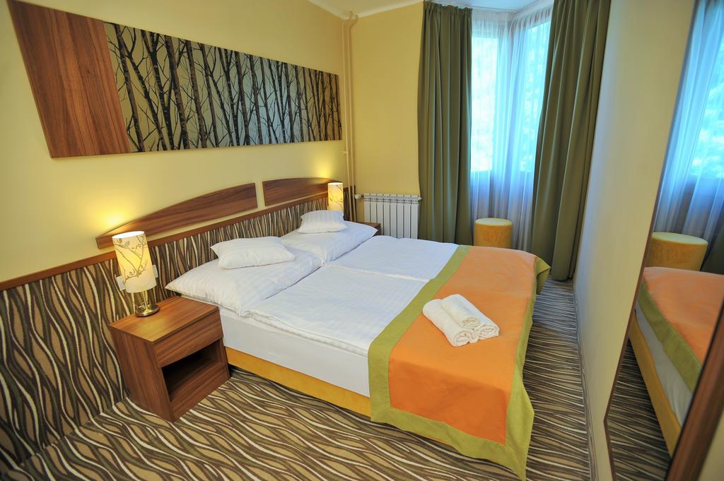 Park Hotel Gyula Luaran gambar