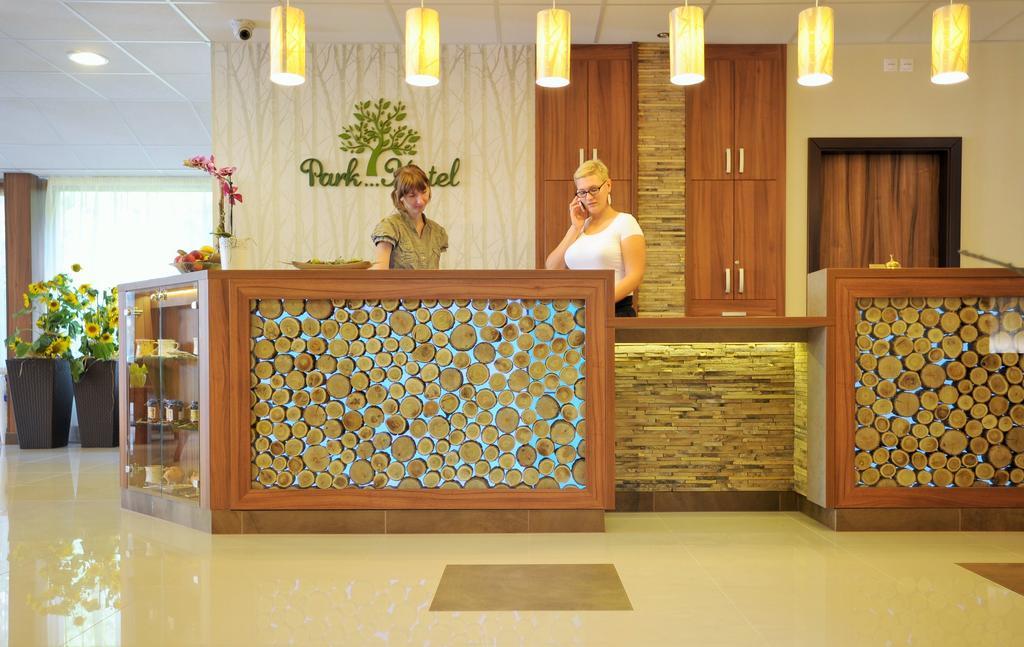 Park Hotel Gyula Luaran gambar