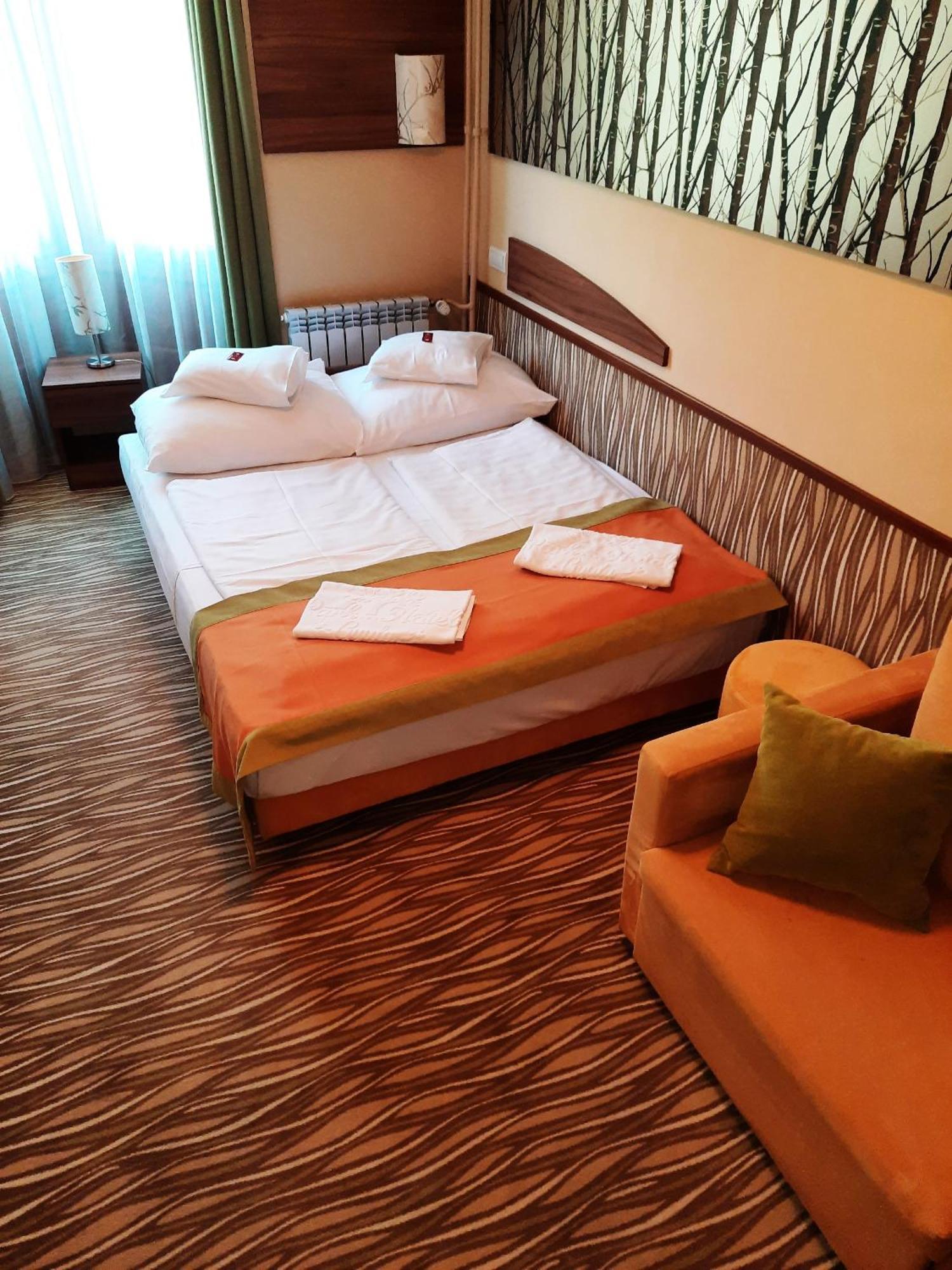 Park Hotel Gyula Luaran gambar